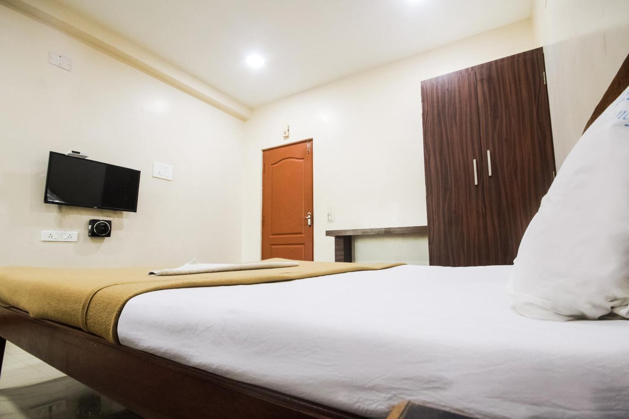 Hotel O Lk Residency Tindivanam Esterno foto