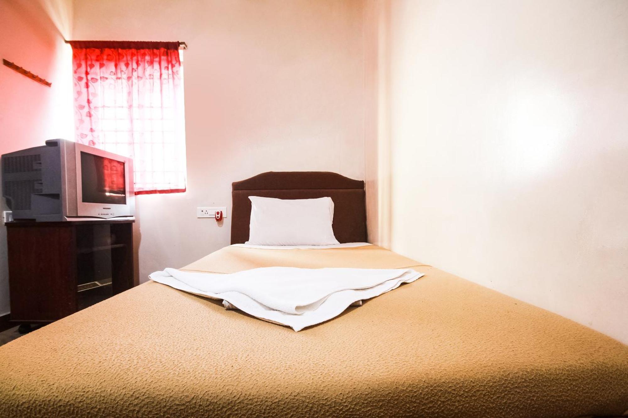 Hotel O Lk Residency Tindivanam Esterno foto